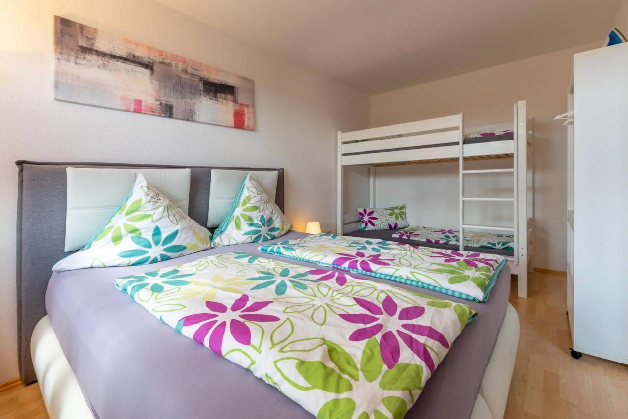 Big Family Apartment Ichenhausen